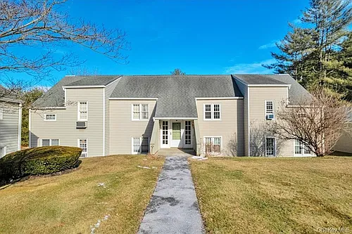 1002 Holly Stream Ct #2 Photo 1
