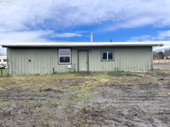 92343 Clover Rd, Astoria, OR 97103