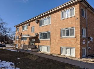 18406 Torrence Ave APT 3, Lansing, IL 60438