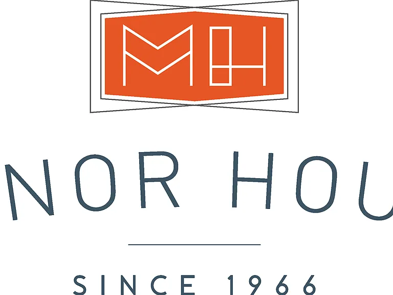 Manor House — Photo 22
