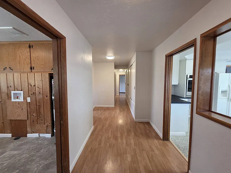 1325 N Cleveland St — Photo 24