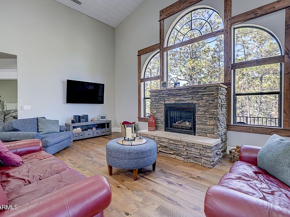 5th image of 1088 PINE COUNTRY Court