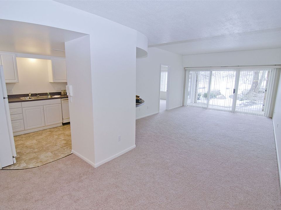 The Linden Apartments 1275 Oak Ridge Ave East Lansing MI Zillow