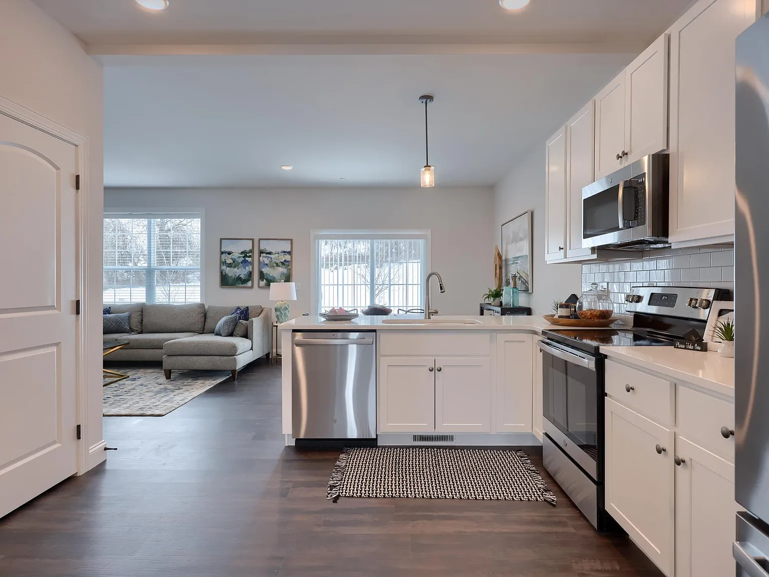 River Ridge Townhomes — Photo 2