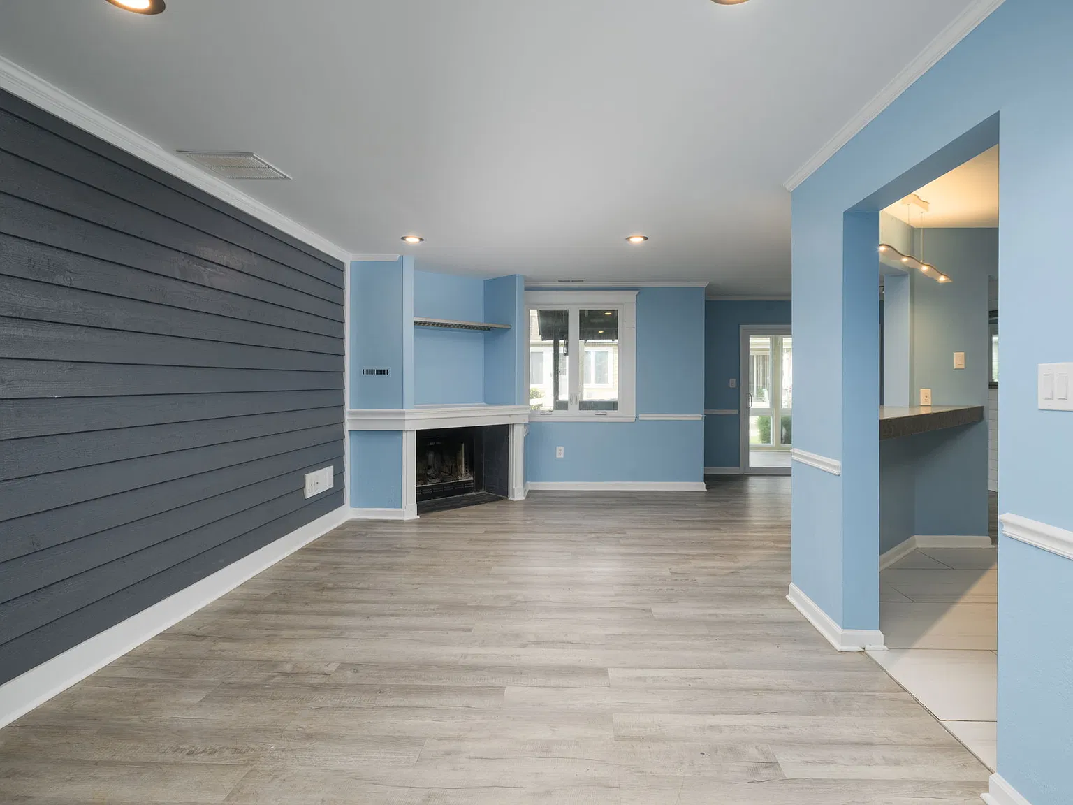 3 bed, 1656 sqft, $2,500 — Photo 4