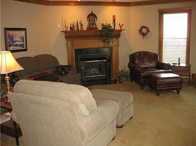 2nd image of 735 Willow Creek Way