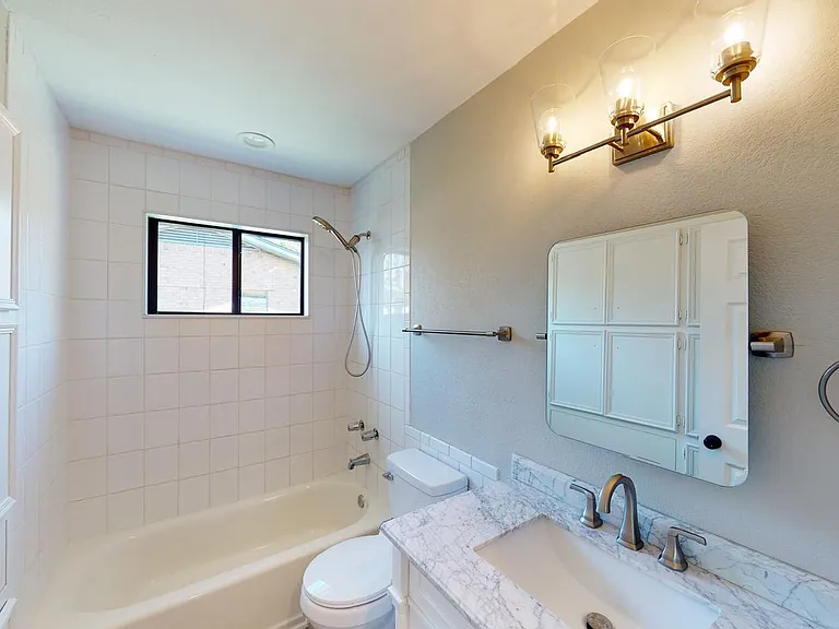 204 Tower Dr — Photo 17