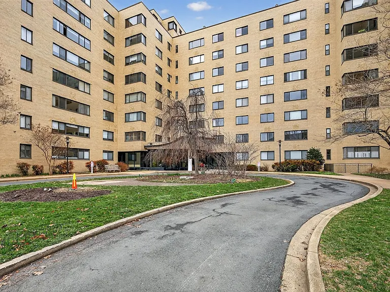 3701 Connecticut Ave NW #337 — Photo 12