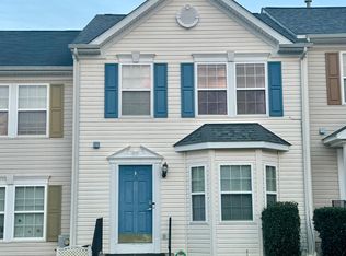 45 Litchfield Ln E, Martinsburg, WV 25405