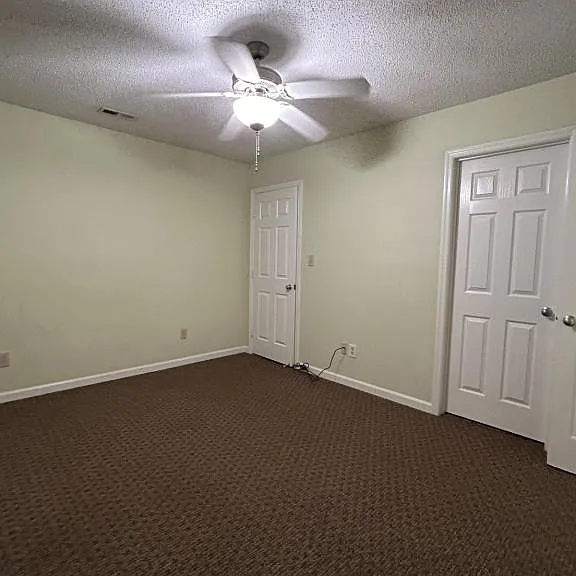 216 Double Eagle Dr #C-1 — Photo 11
