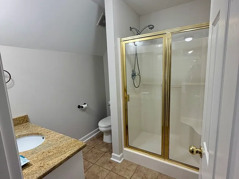2256 Westwood Dr — Photo 26