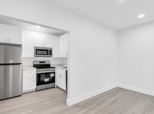 1011 SW 9th St #2, Miami, FL 33130