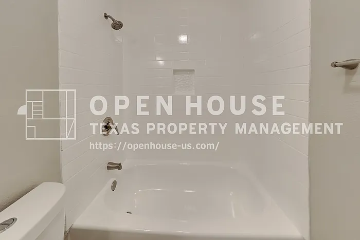 5028 Amhurst Ln — Photo 18