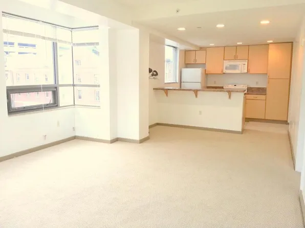 815 Arch St, Philadelphia, PA