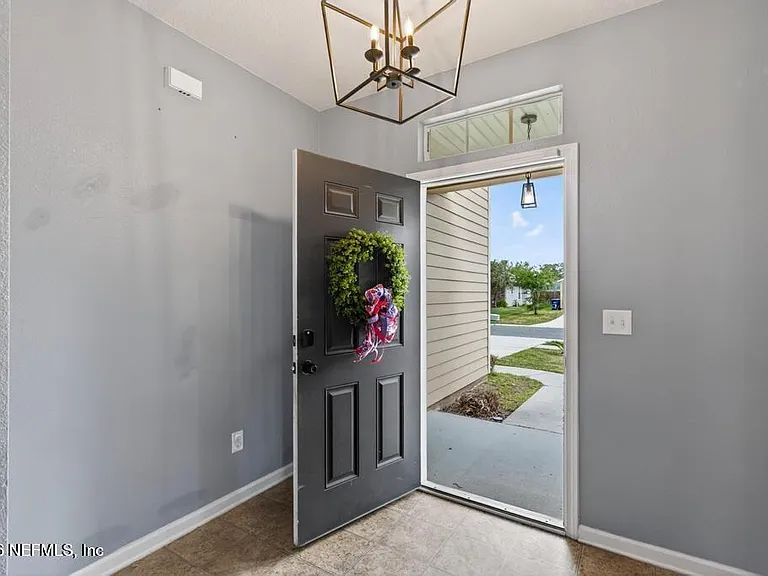 45047 Amhurst Oaks Dr — Photo 4
