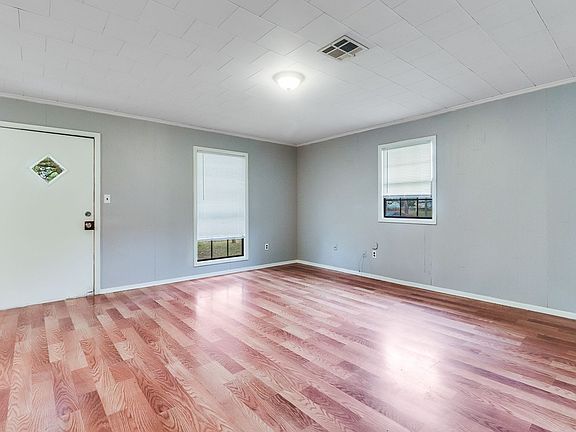 4th image of 730 Maude Dr