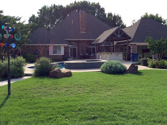 3rd image of 5903 Scottsdale Dr