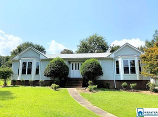 1511 Pebble Ln, Weaver, AL 36277
