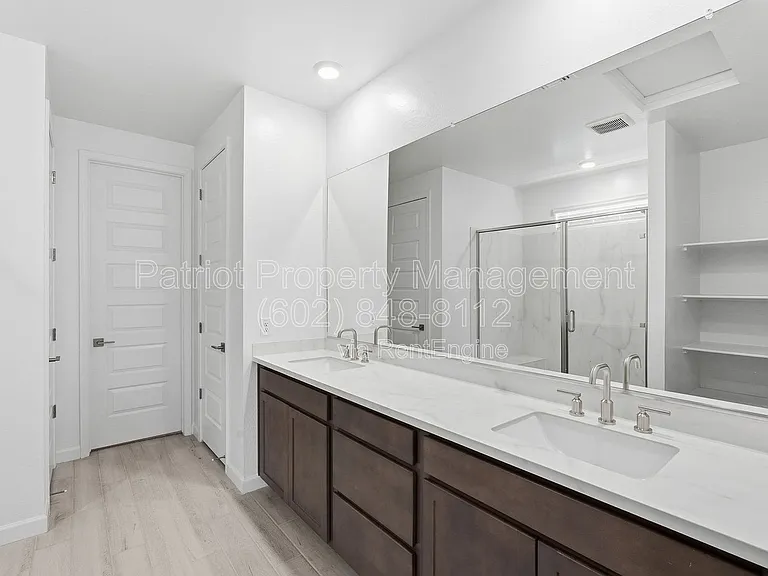 7404 W Buckhorn Trl — Photo 30