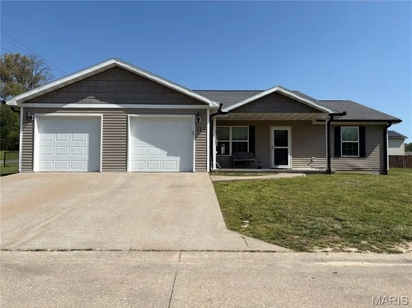 115 Falcon Trl, Cape Girardeau, MO 63701