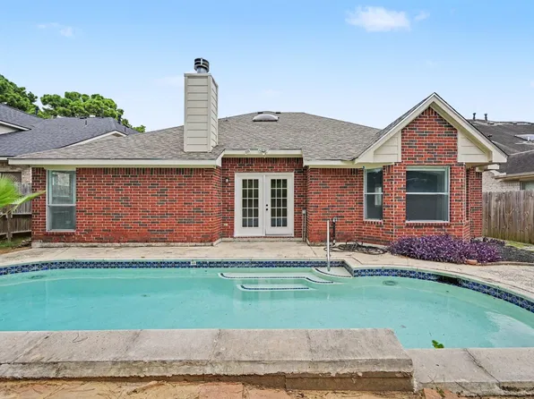 17107 Mountain Crest Dr, Spring, TX 77379