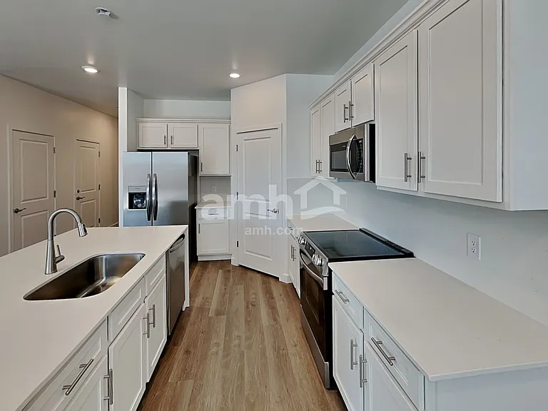 6532 E Paseo Alga — Photo 3
