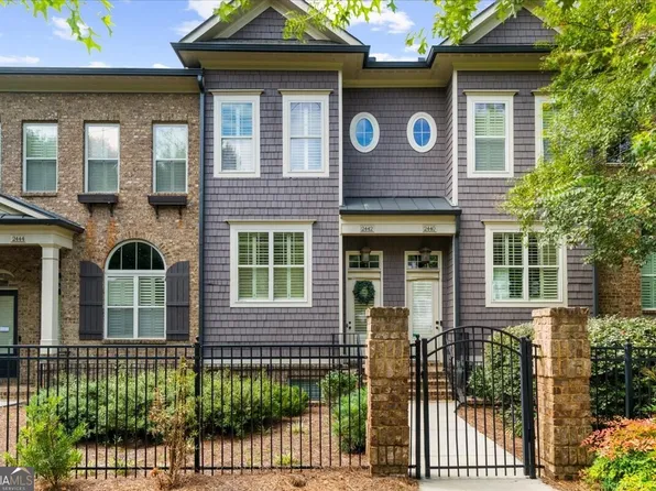 2442 Gatebury Cir, Chamblee, GA 30341