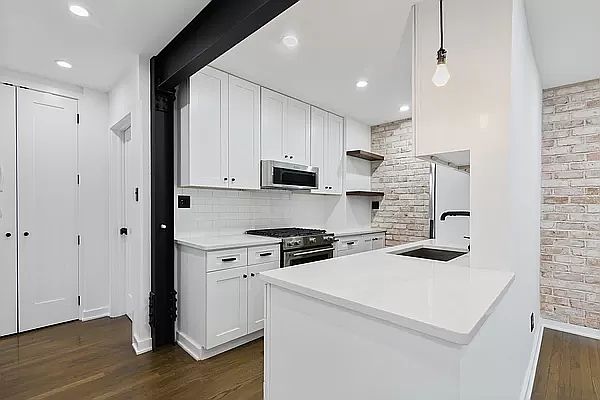 1st image of 3520 Leverich St APT A4