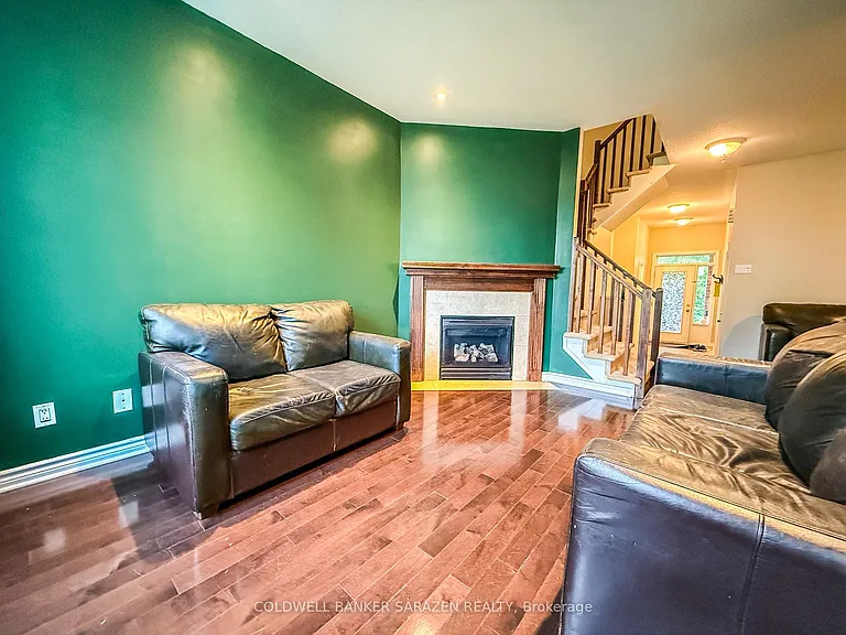 92 Selhurst Ave — Photo 5
