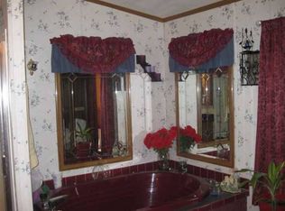 243 N Paw Paw, Howard, KS 67349