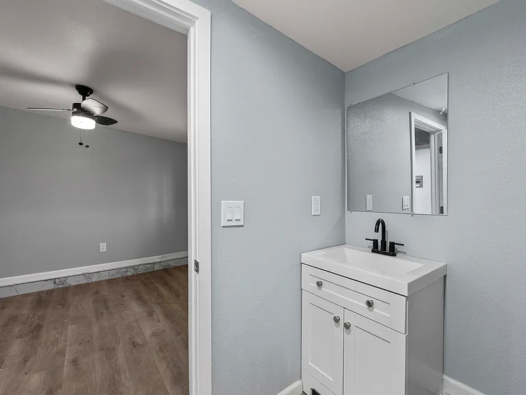 37863 Melton Ave #1/2 — Photo 10