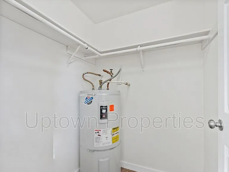6824 N Richmond Ave — Photo 11
