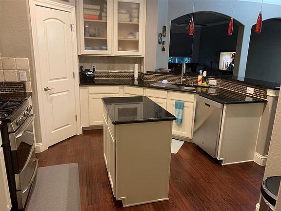 3rd image of 2649 Eagle Dr