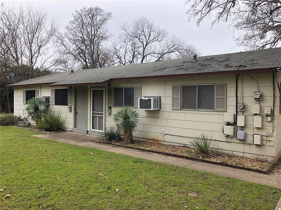 2nd image of 1009 Romeria Dr