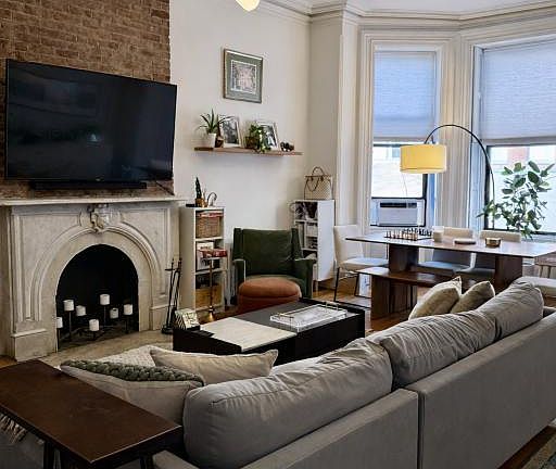2nd image of 147 Montague St APT 1