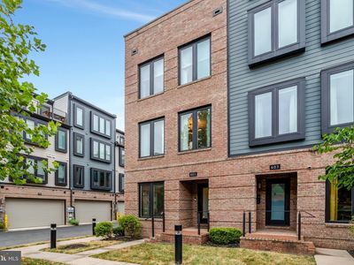 601 Slade Ct, Alexandria, VA, 22314