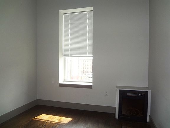3rd image of 1501 Eastern Pkwy #5
