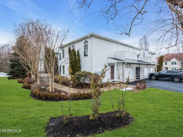 380 Deuce Drive, Wall, NJ 07719