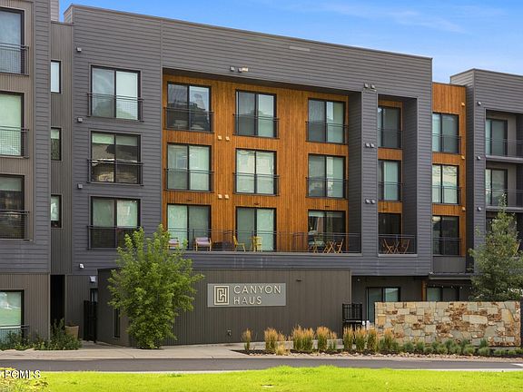 2nd image of 2670 Canyons Resort Dr #322