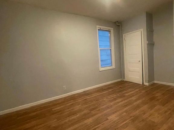 5th image of 41 S 17th St #1