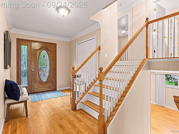 4th image of 5055 Tyler Dr