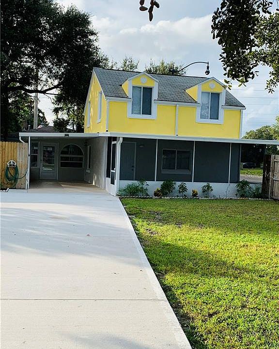 1st image of 611 Oleander Ln