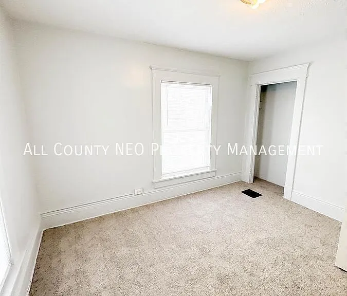 911 Fulton Rd NW #2 — Photo 9