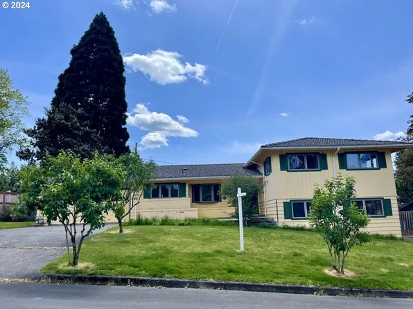 6670 SW Bancroft Way, Portland, OR 97225