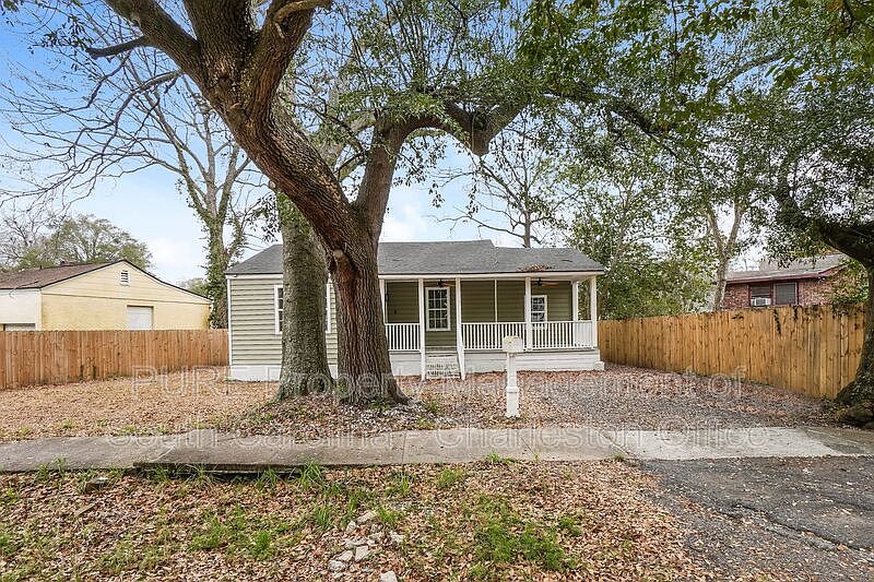 1st image of 2679 Oregon Ave