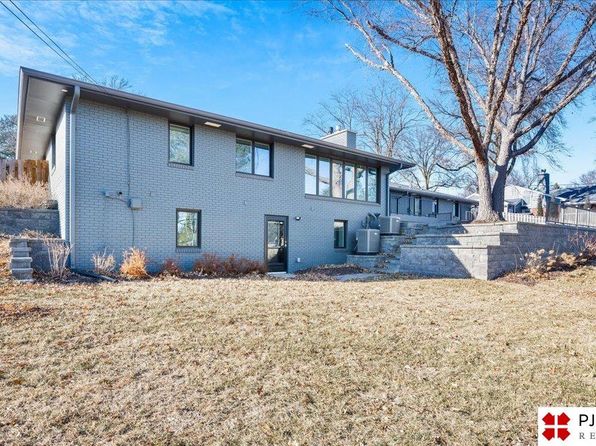 2027 S 85th Ave, Omaha, NE 68124