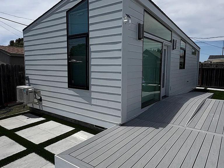 111 Poppy Ct — Photo 3