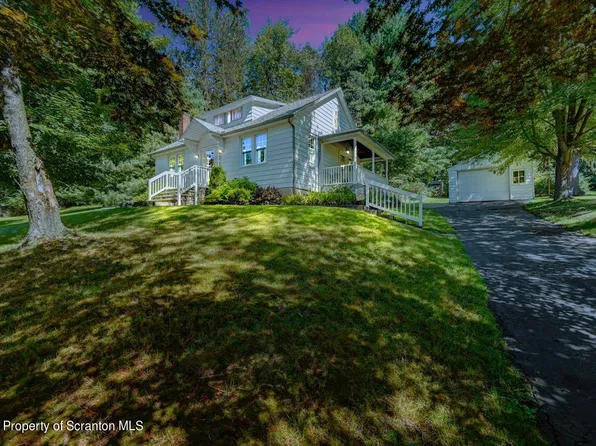 113 Griffin Pond Rd, Clarks Summit, PA 18411