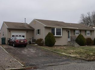 113 E Mullica Rd, Little Egg Harbor, NJ 08087