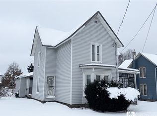 12 Sheldon St, Randolph, NY 14772